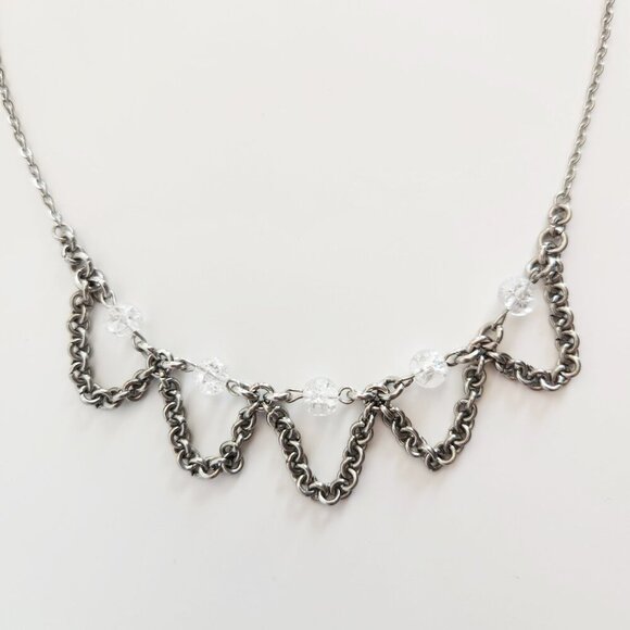 Gothic clear crystal draped chains necklace with a small silver chain - Picture 5 of 7